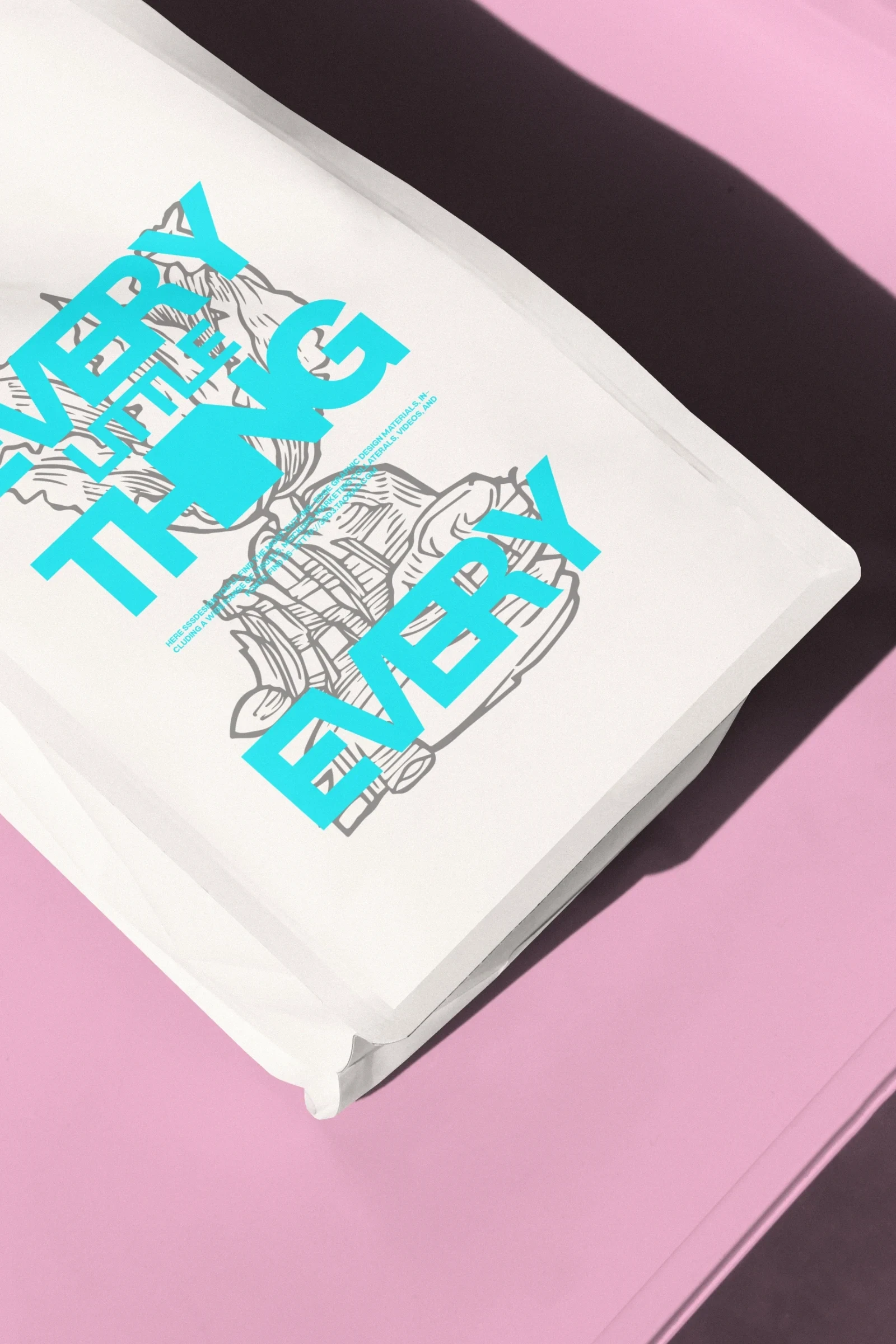 50 Trendy clothing packaging brand