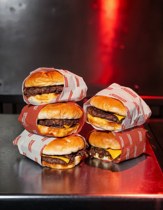 Fast food hamburger brand packaging Mockup &mdash; preview 5